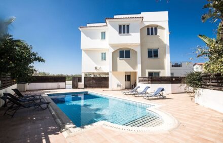 Your Dream Holiday Apartment in Protaras, Paralimni Apartment 1215