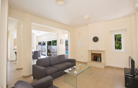 Serene 3 BR Escape by Cape Greco Beauty IVRDV8