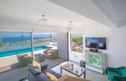 3 BR Villa Retreat by Akamas National Park IVREV33