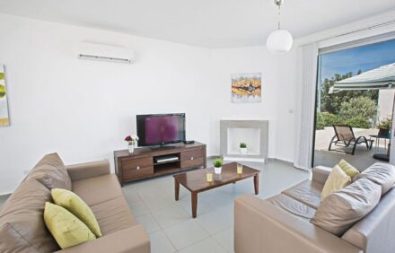 Charming 3 BR Villa Near Latchi Harbour IVREV26