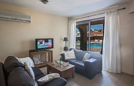 Chic 2 BR Apt Near Ayia Napa Sculpture Park IVRNA003