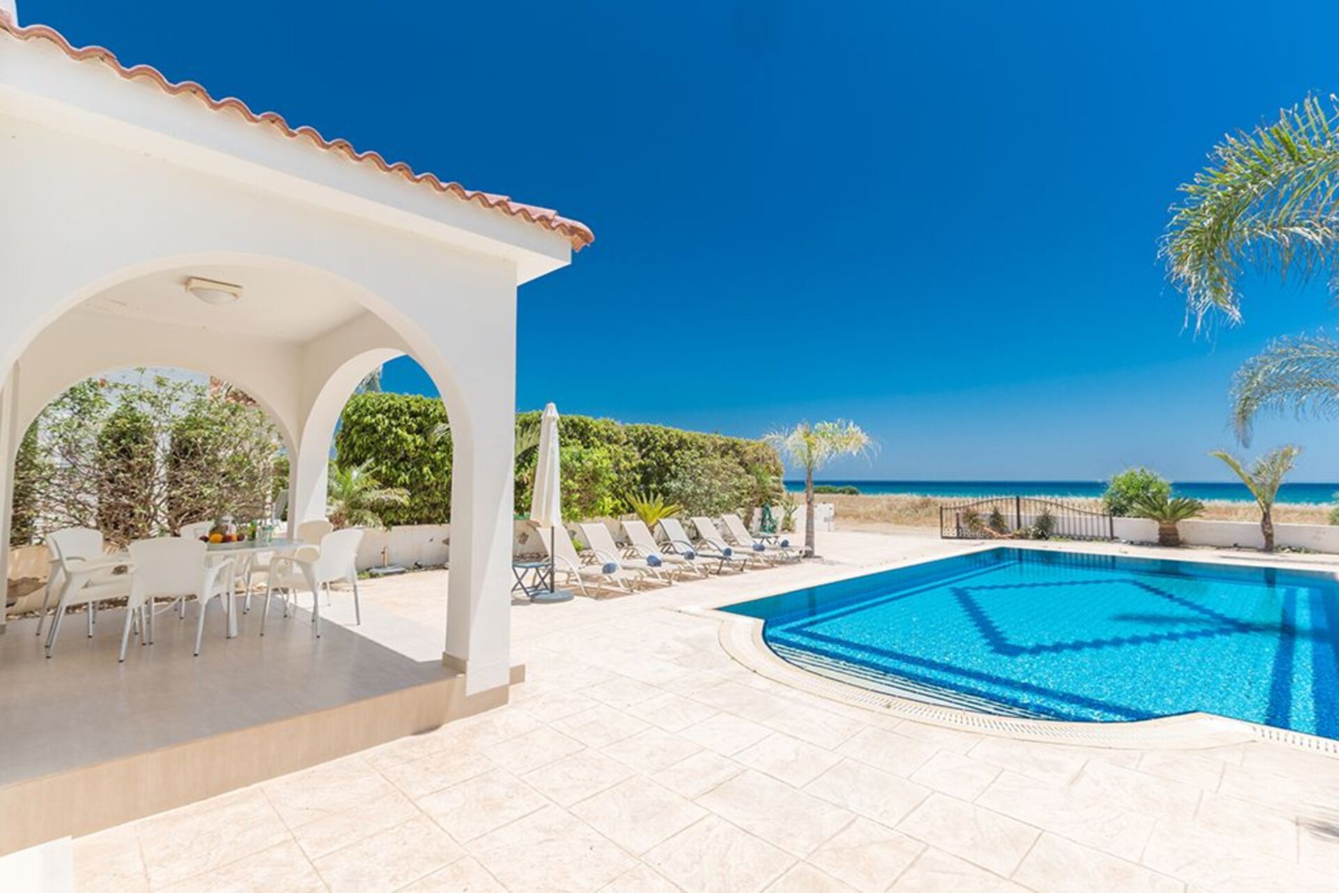 Tranquil Villa Near Ayia Thekla Beach IVRSV11