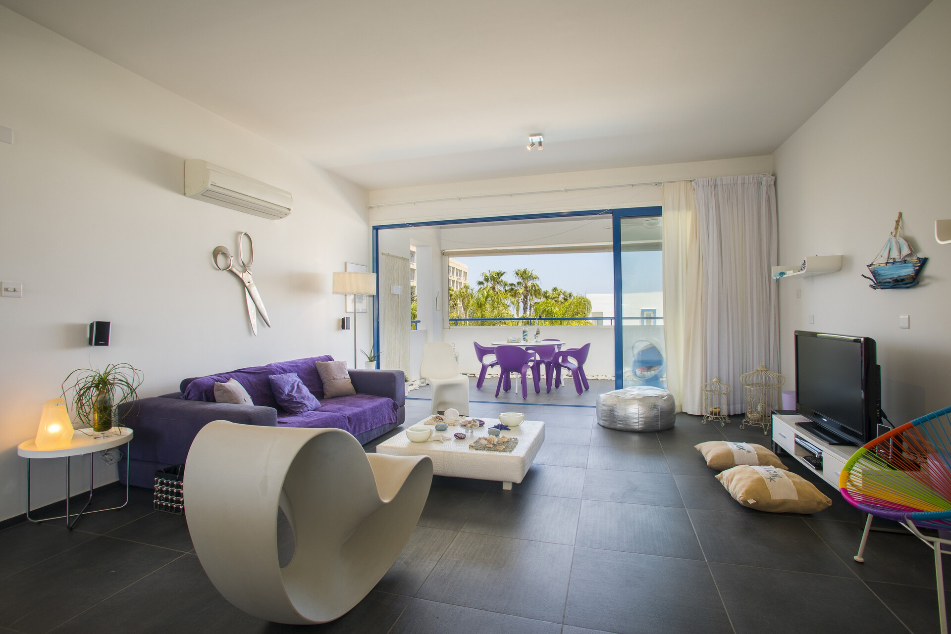 Charming 2BR Apt by Konnos Bay Beach RVC301548