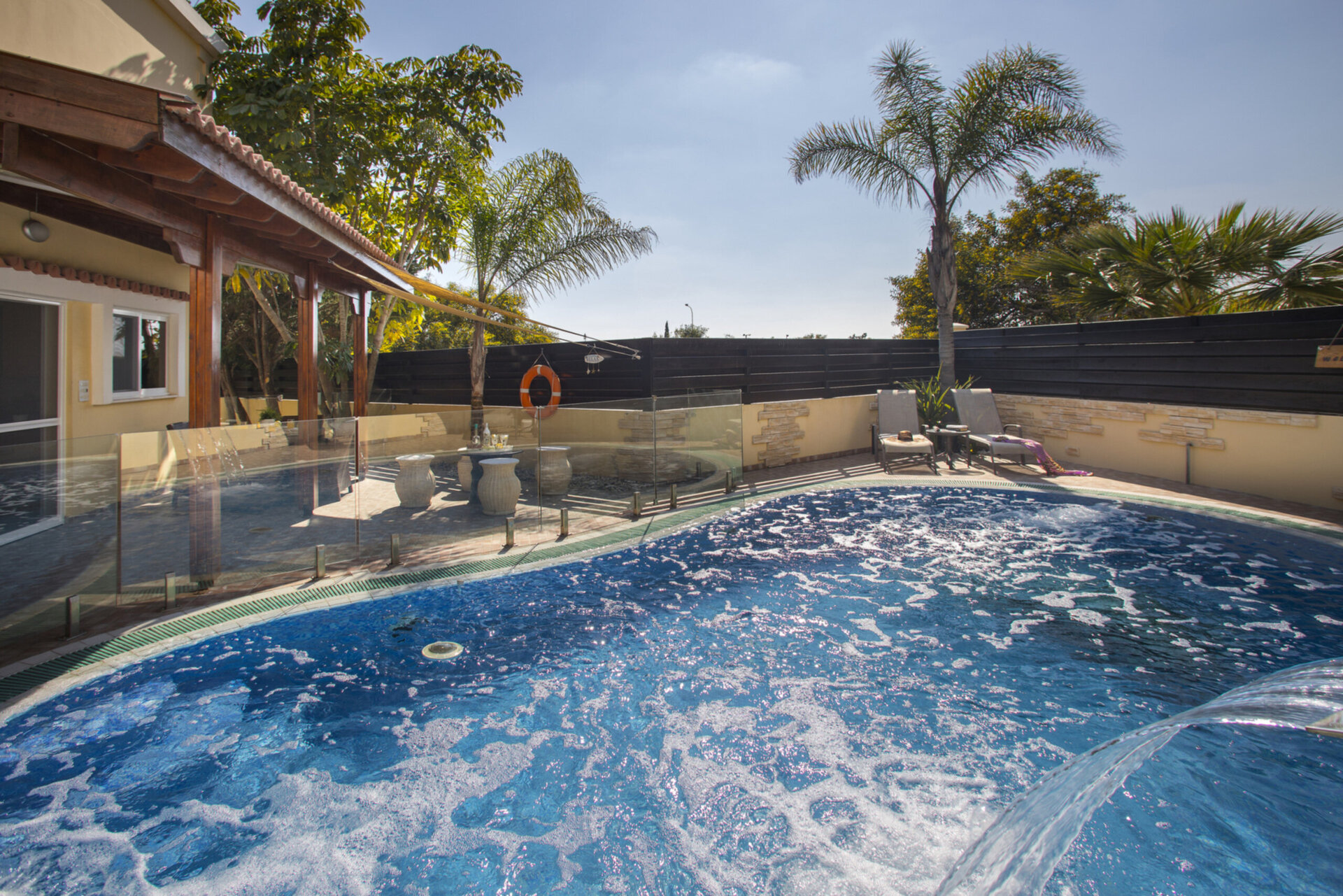 Charming 2BR Retreat by Nissi Beach RVC302289