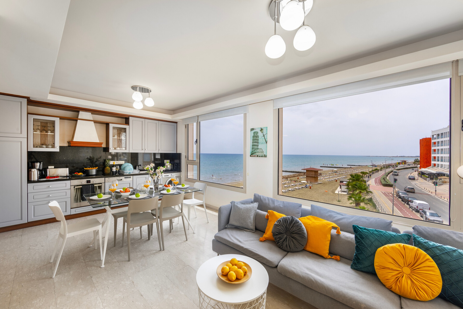 Coastal Bliss: 3BR Apt Near Landmarks RVC301418