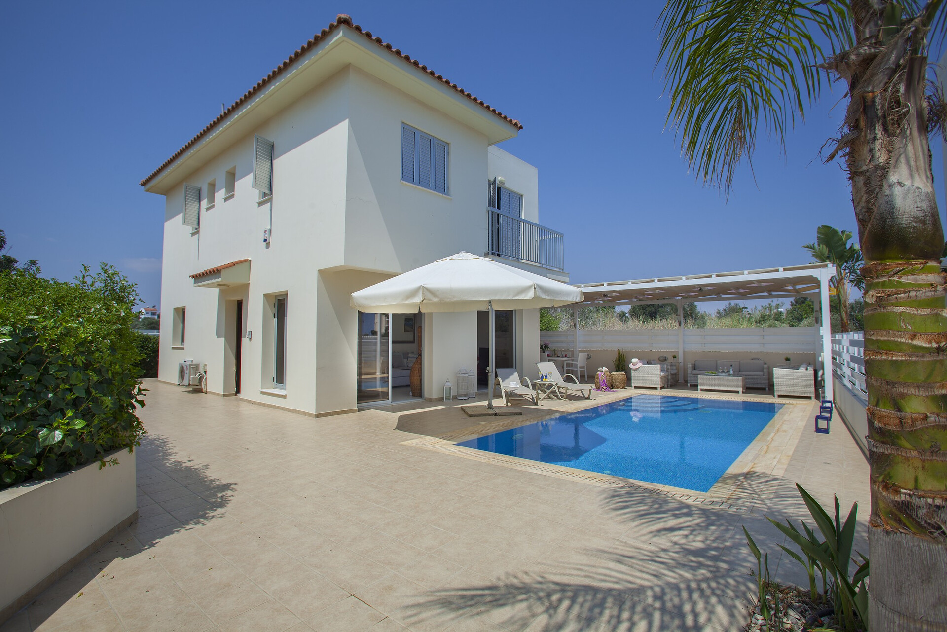 Charming 3-Bed Villa near Pernera Beach RVC303218