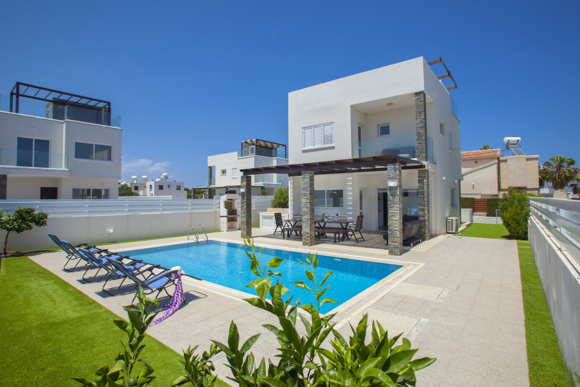 Elegant 3BR Villa Steps from Cape Greco RVC303403
