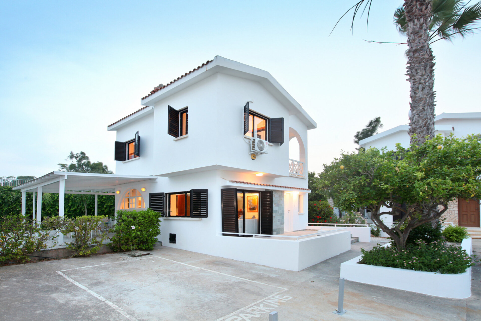 Luxurious 3-Bed Villa near Fig Tree Bay RVC304348