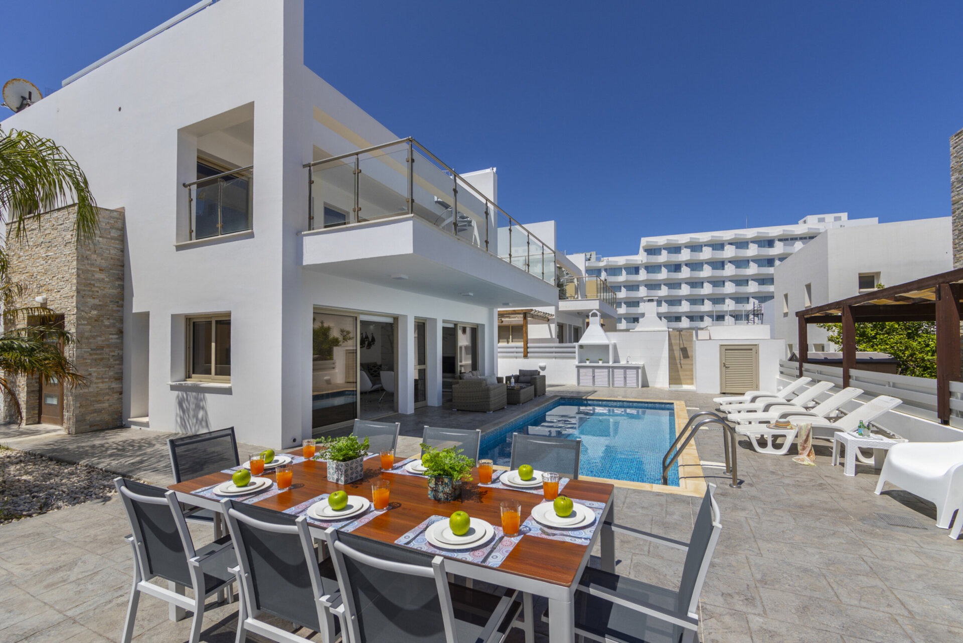 Luxury 3-Bed Villa by Protaras Promenade RVC304717