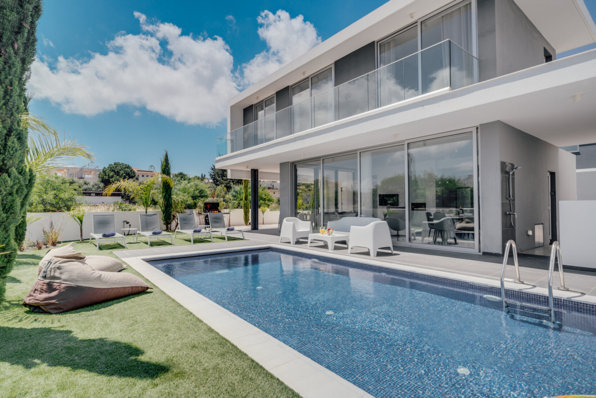 Luxurious Villa by Fig Tree Bay Haven RVC30015