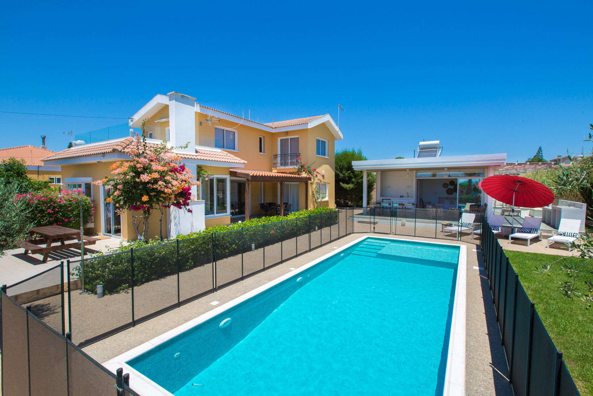 Modern 4BR Villa near Nissi Beach Haven RVC304013