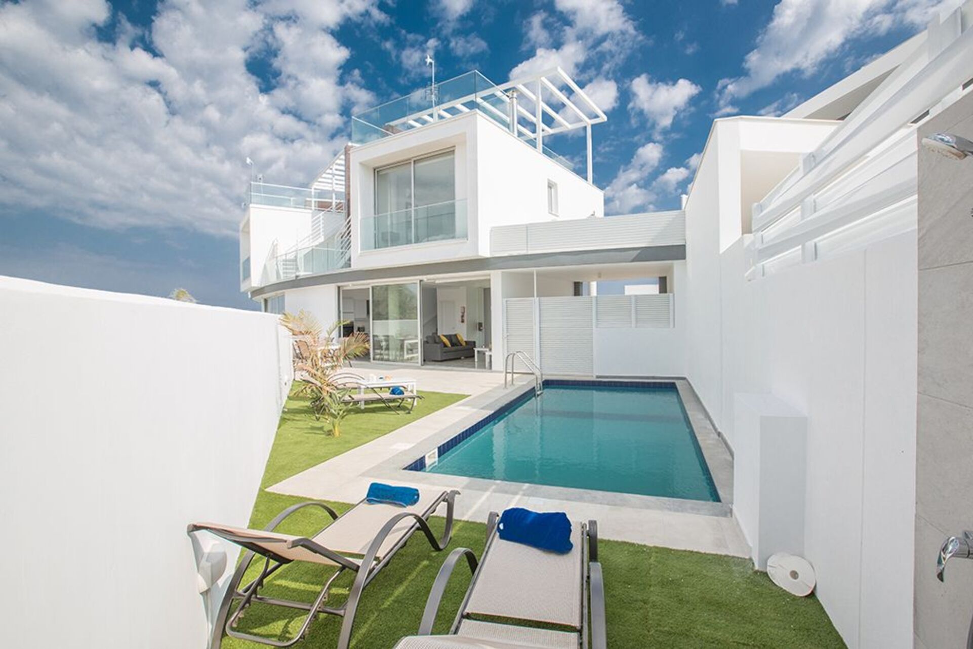 Cozy Villa Near Fig Tree Bay, Protaras IVROL23