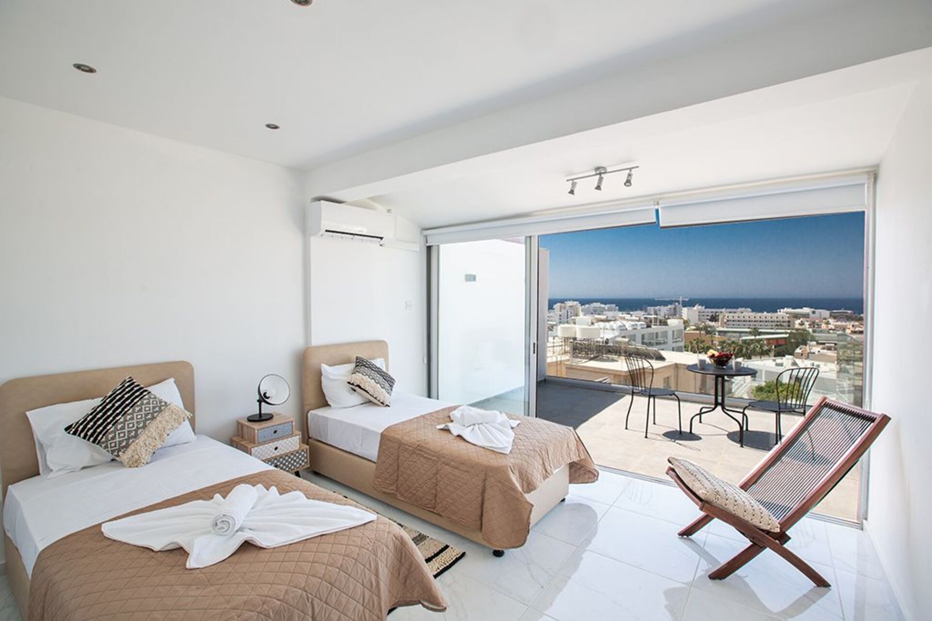 Cozy 2BR Retreat by Ayia Napa Monastery IVRNO14