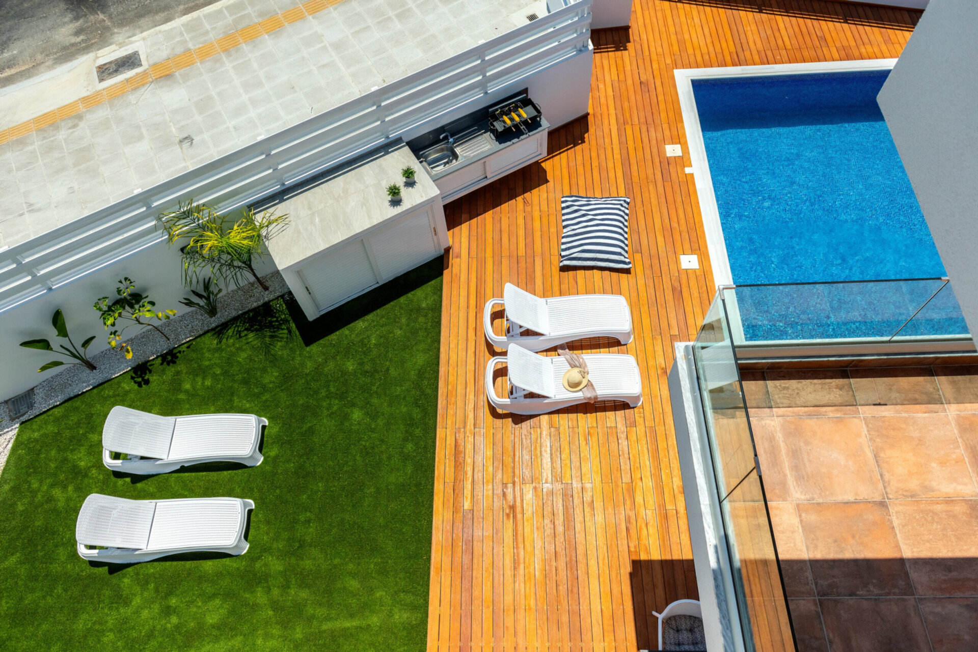 Seaside Bliss: 4BR Protaras, Fig Tree Bay, RVC001